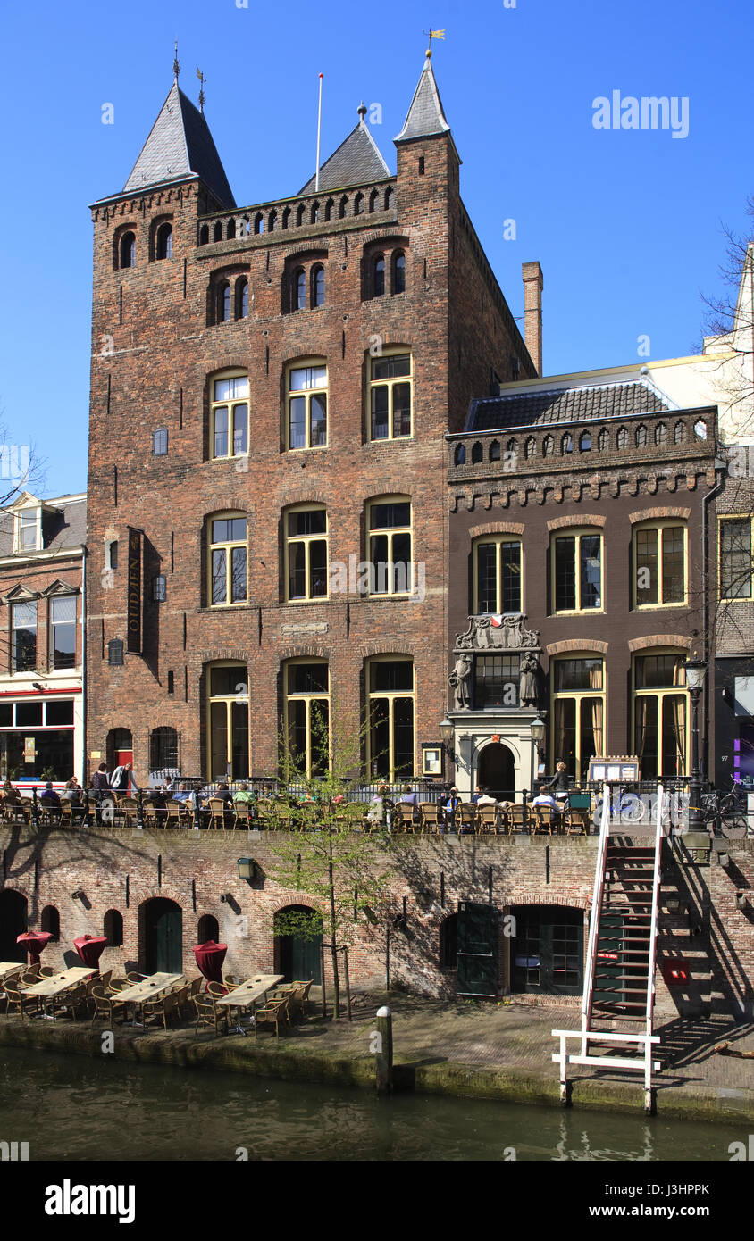 L'Europa, Paesi Bassi Utrecht, ristorante Oudaen presso la città di canal Oudegracht. Foto Stock