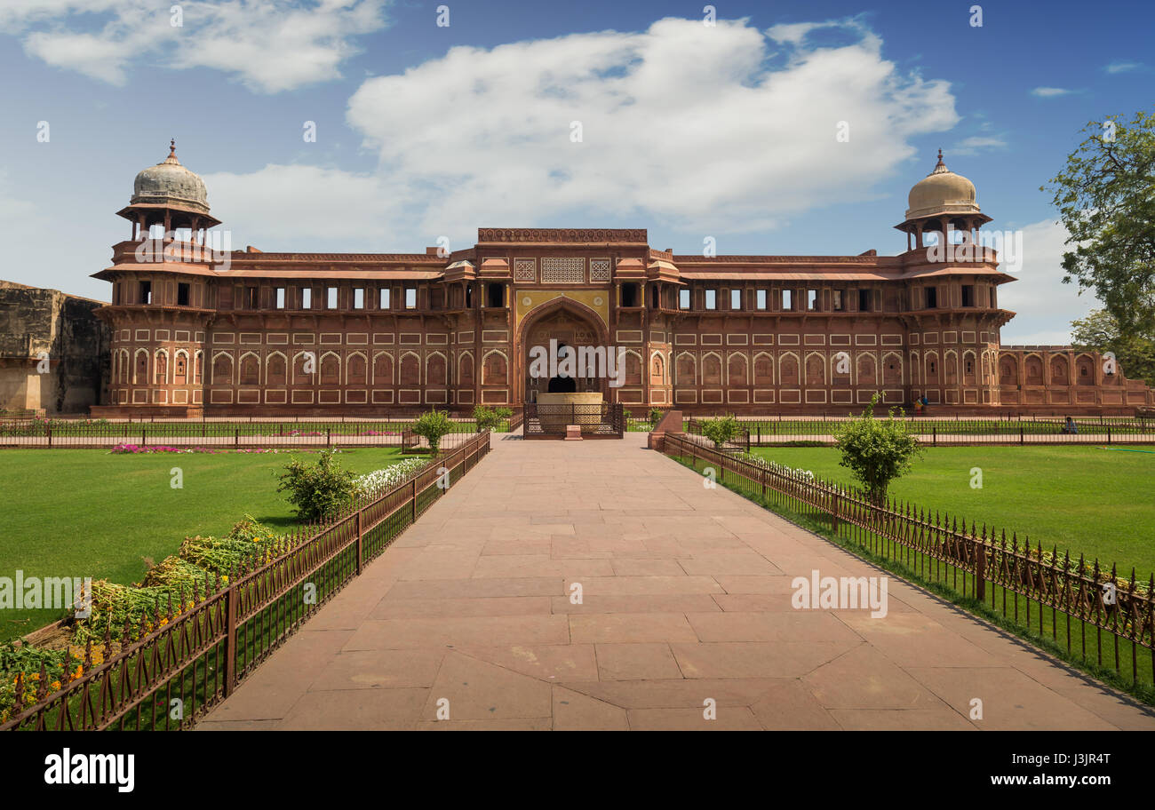 Royal Palace all'interno di agra fort agra fort costruito in mughal architettura indiano stile è stato designato come un sito patrimonio mondiale dell'UNESCO. Foto Stock