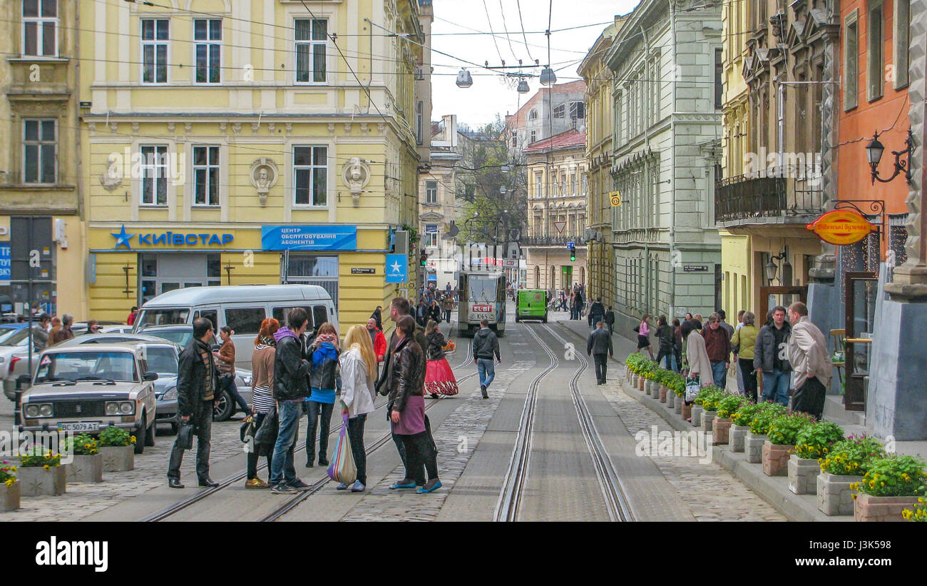 Ungdomar på gatorna (Lviv, Ukraina) Foto Stock