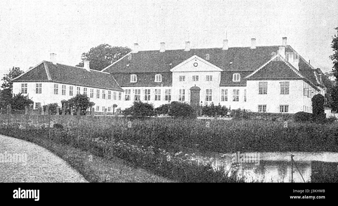 Hverringe è un luogo noto per il suo significato storico e i paesaggi panoramici. È rinomato per la sua bellezza naturale e i suoi monumenti storici, rendendolo una destinazione notevole per il turismo e l'esplorazione culturale. Foto Stock