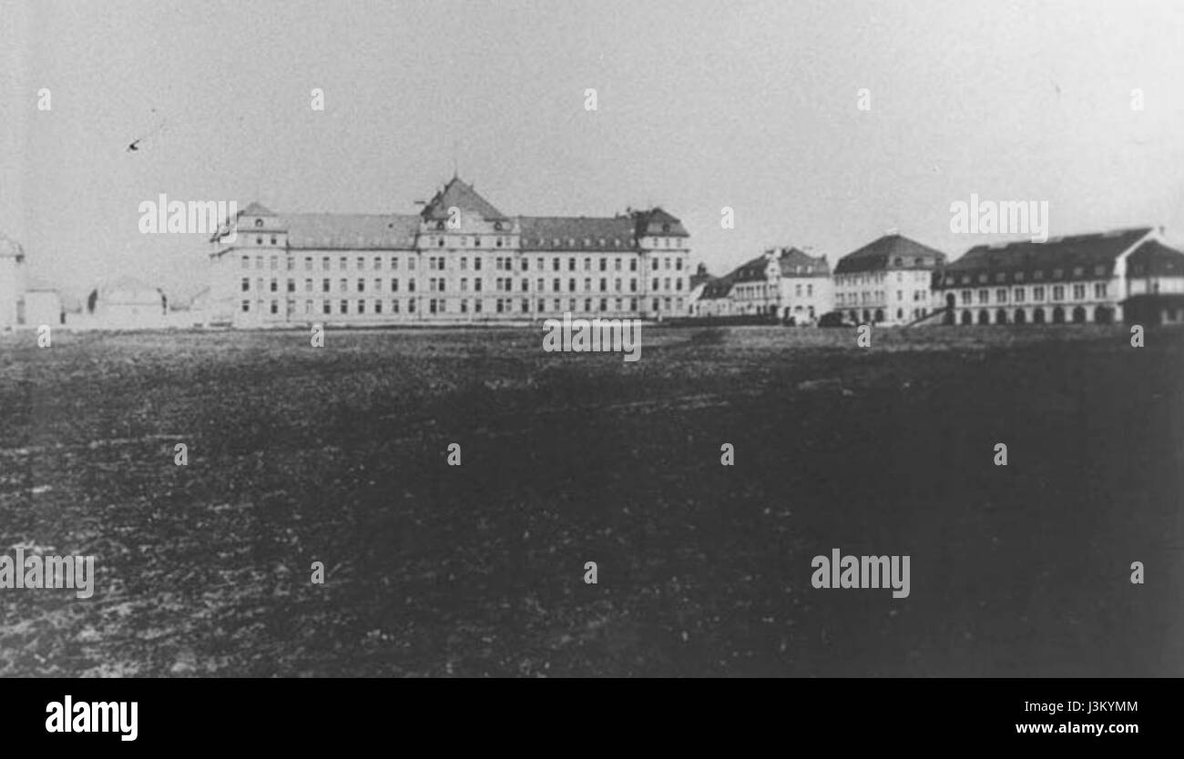 Gersdorff Kaserne è una caserma militare storica in Germania, nota per il suo design architettonico e il suo significato militare. Rappresenta una posizione chiave nella storia militare del paese. Foto Stock