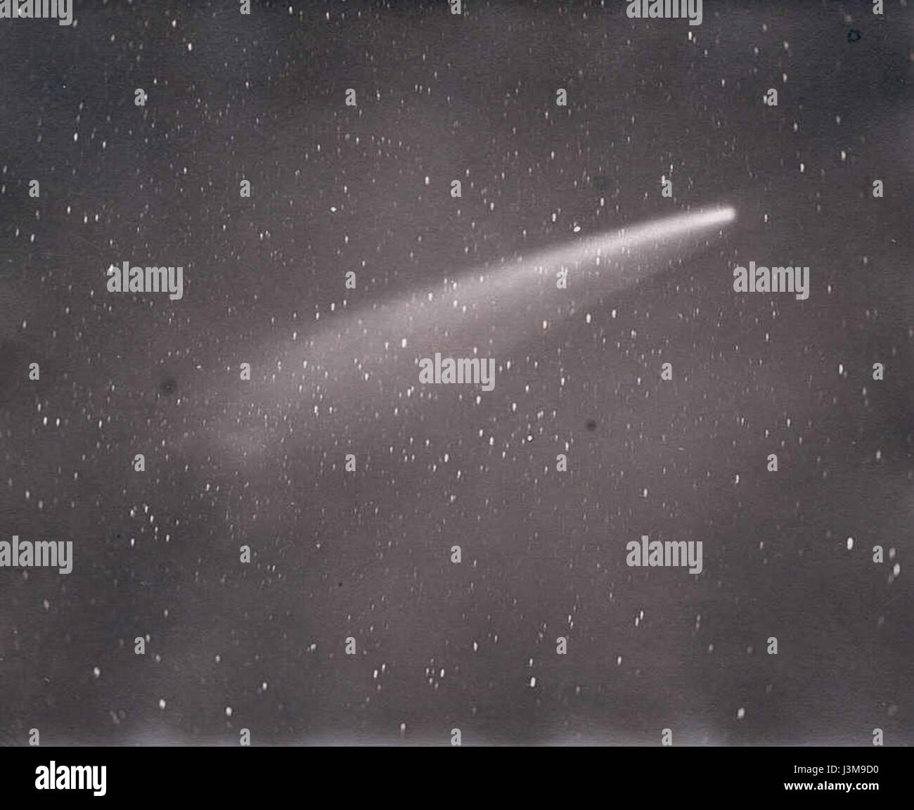 La grande Cometa del 1882, nota per la sua spettacolare visibilità, è stata osservata in tutto il mondo. Fu una delle comete più luminose del XIX secolo, rendendola un importante evento astronomico. Foto Stock