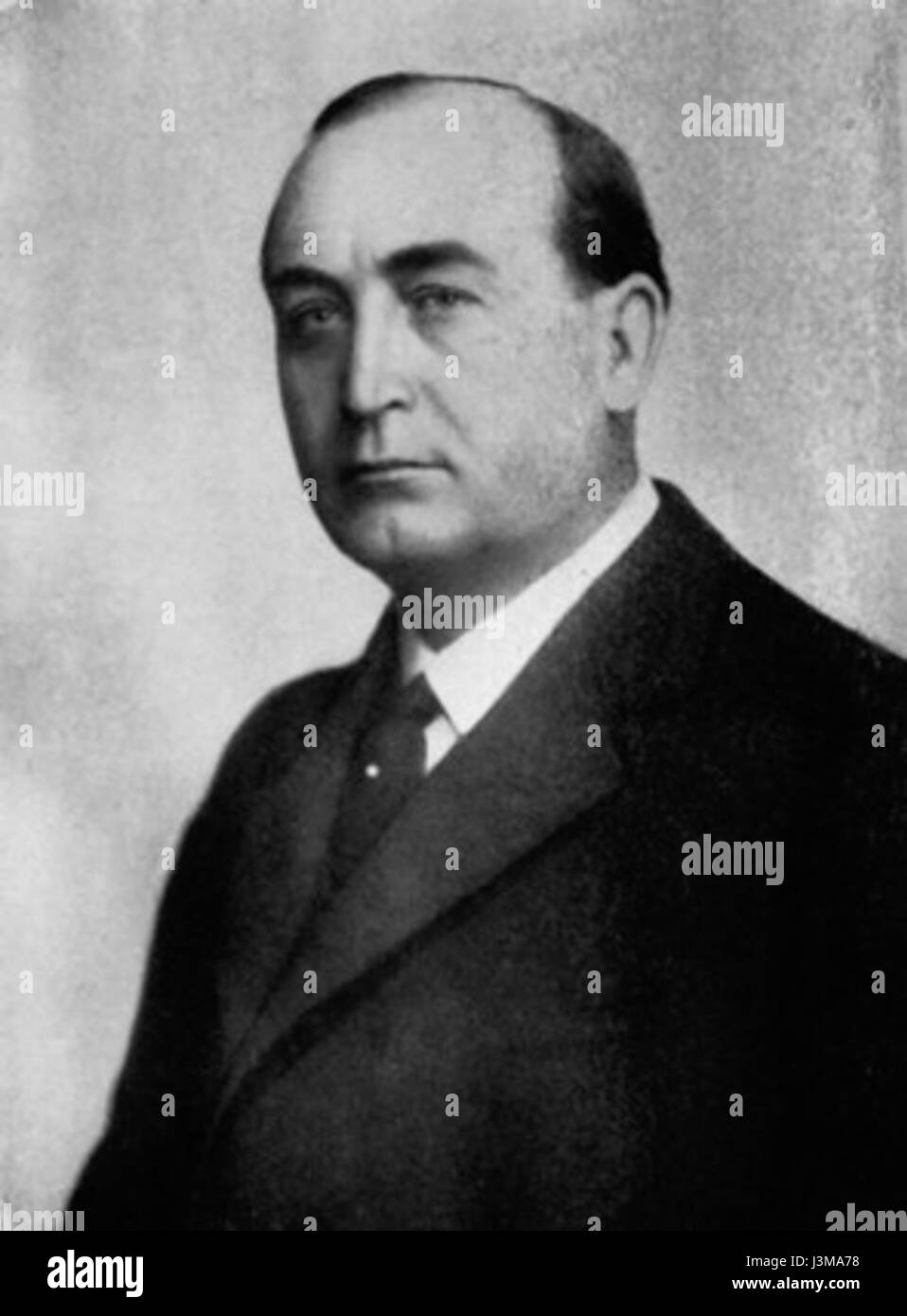 Gombos si riferisce a un individuo o a un luogo con rilevanza storica o culturale, ma sono necessarie più informazioni per determinare il significato preciso. Il contesto è necessario per chiarire l'oggetto. Foto Stock