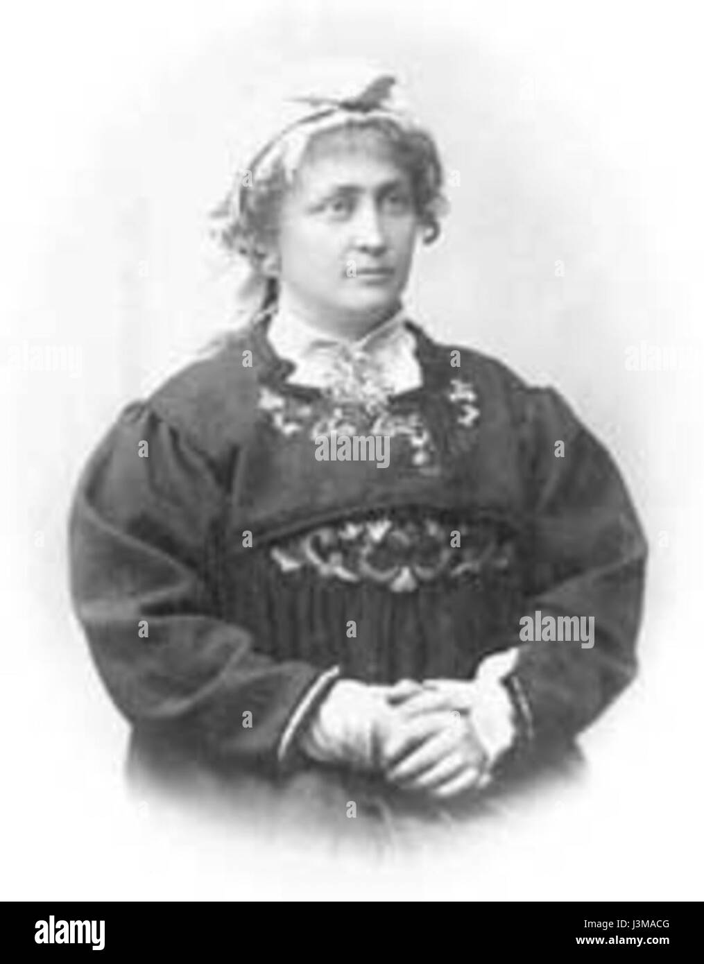 Hulda Garborg era una figura culturale norvegese, nota per il suo coinvolgimento nella conservazione delle tradizionali usanze norvegesi, tra cui i bunad (costumi tradizionali norvegesi). Il suo lavoro si è concentrato sul mantenimento del patrimonio culturale e dell'identità. Foto Stock