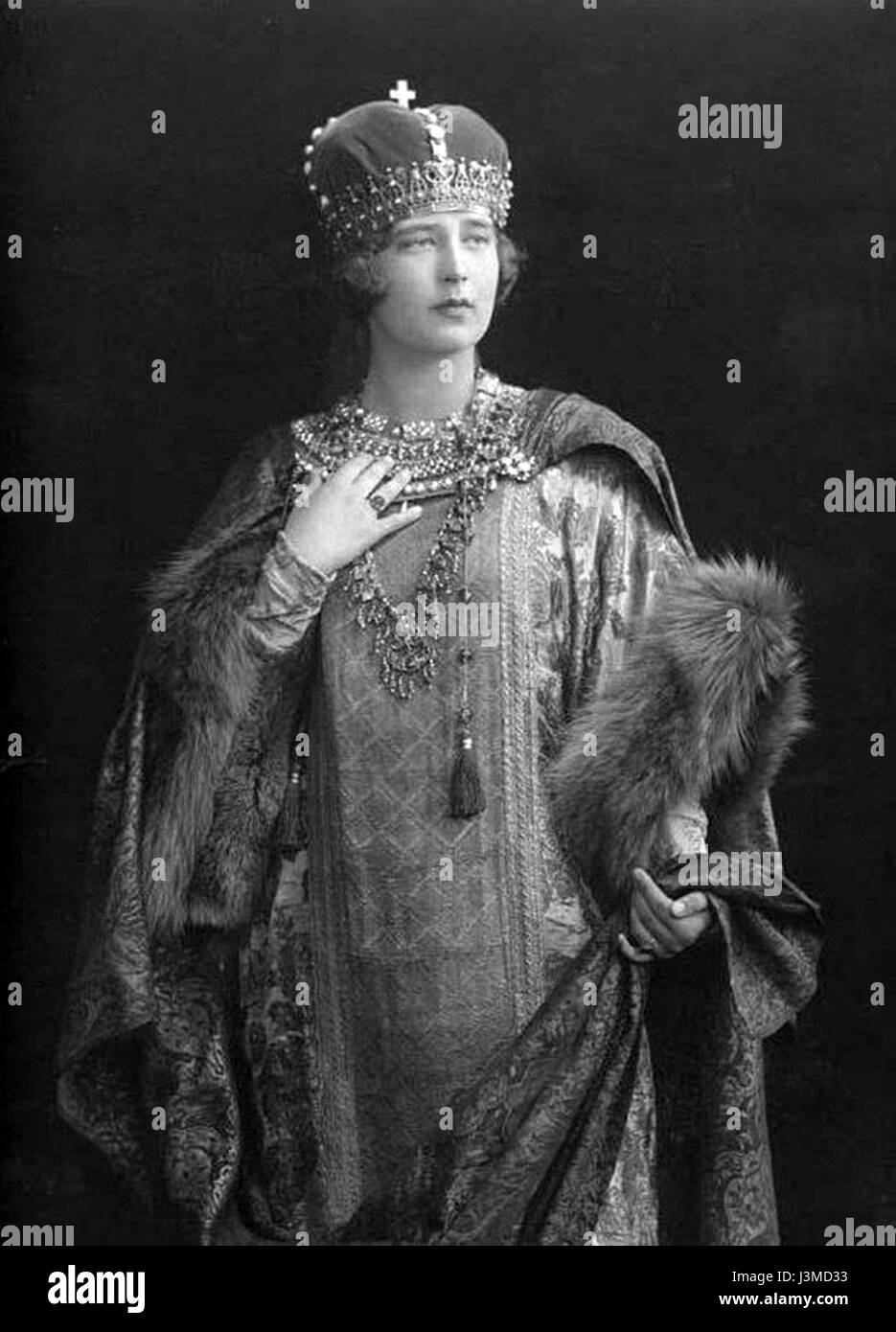 La granduchessa Kira Kirillovna di Russia (1909â€“1967) era un membro della famiglia imperiale russa, figlia del granduca Kirill Vladimirovich e della principessa Vittoria Melita di Sassonia-Coburgo e Gotha. Sposò il principe Luigi di Battenberg ed ebbe figli. Foto Stock