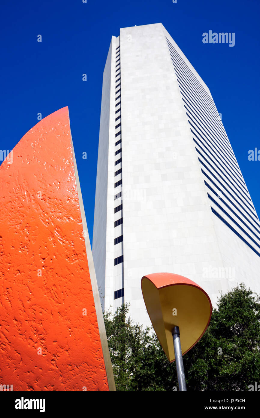Miami Florida,Stephen P.Clark Government Center,centro,Open Space Park,edificio,grattacielo,Claes Oldenburg,Coosje van Bruggen,scultura,arte pubblica Foto Stock