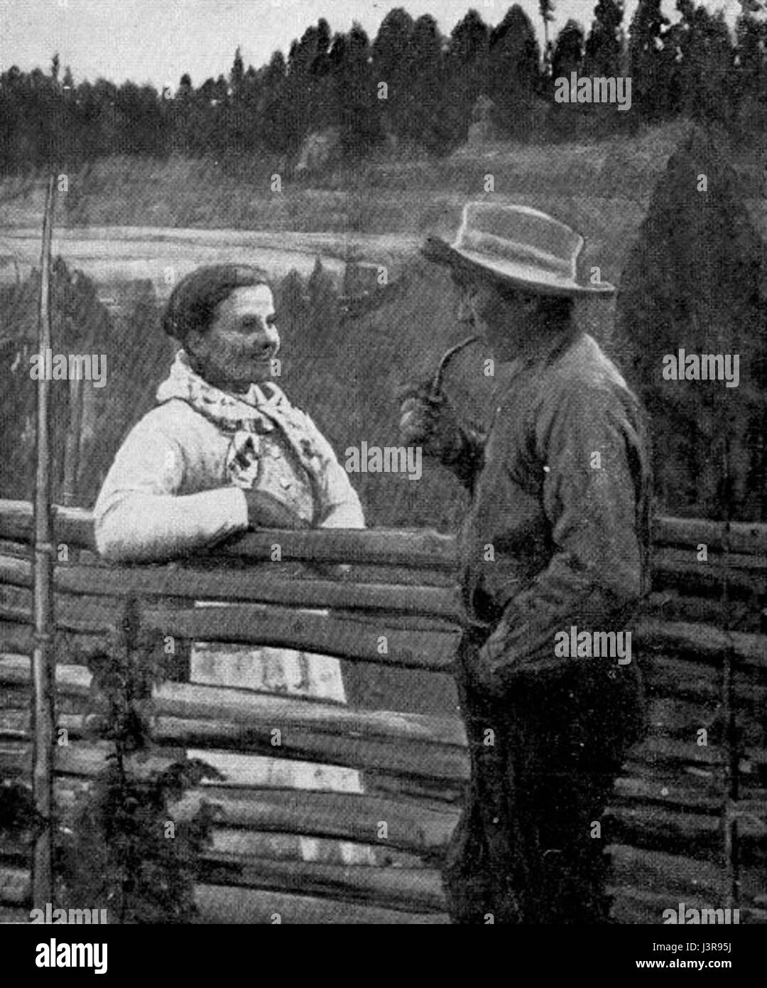 "Joutohetki" è un termine finlandese che si riferisce a un breve momento nel tempo, spesso usato per descrivere un periodo fugace o transitorio in natura o in esperienza umana. Può riflettere la bellezza transitoria o l'impermanenza dei momenti. Foto Stock