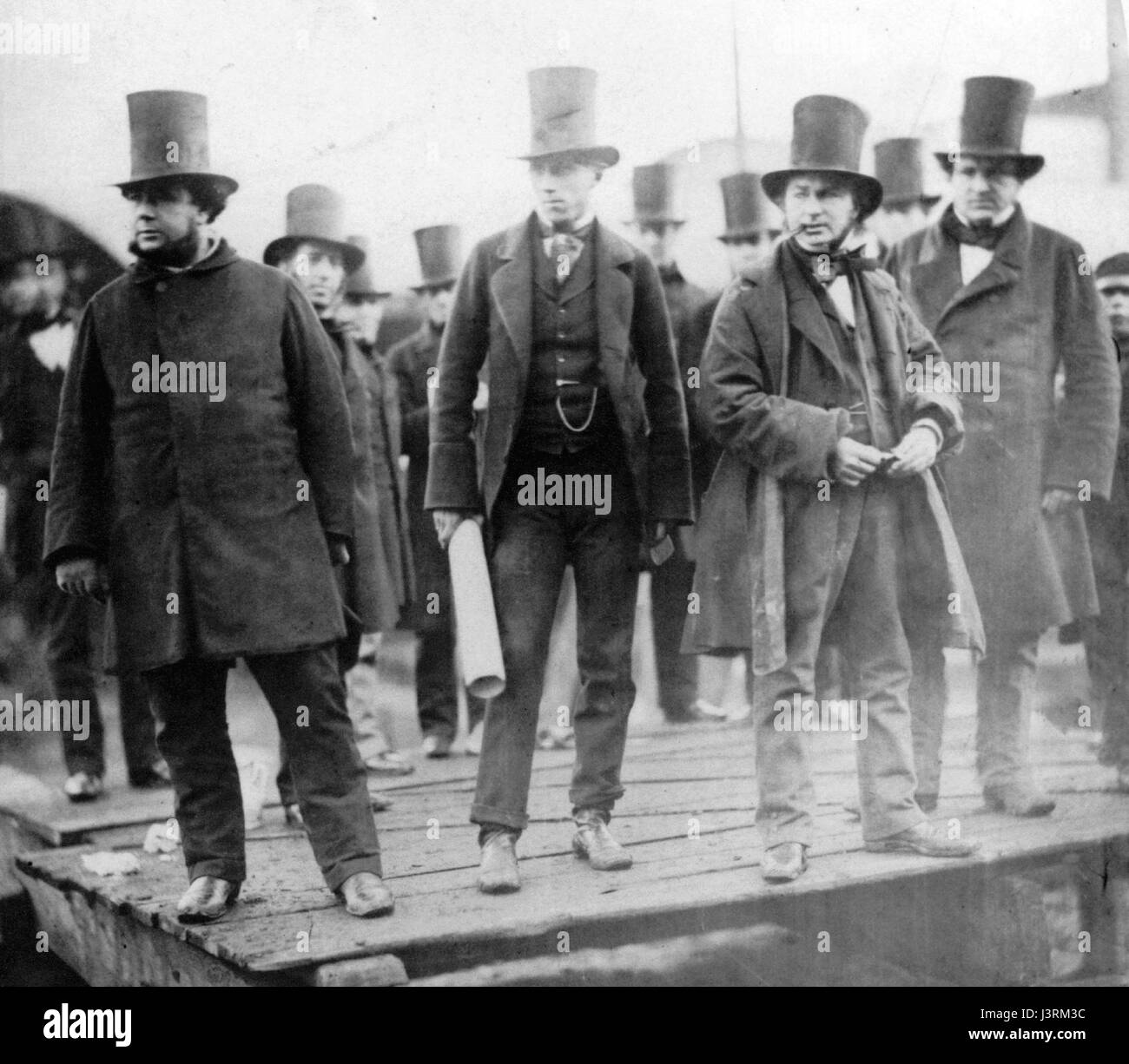 Isambard Kingdom Brunel preparando il lancio di "Great Eastern da Robert raccolto Howlett Foto Stock