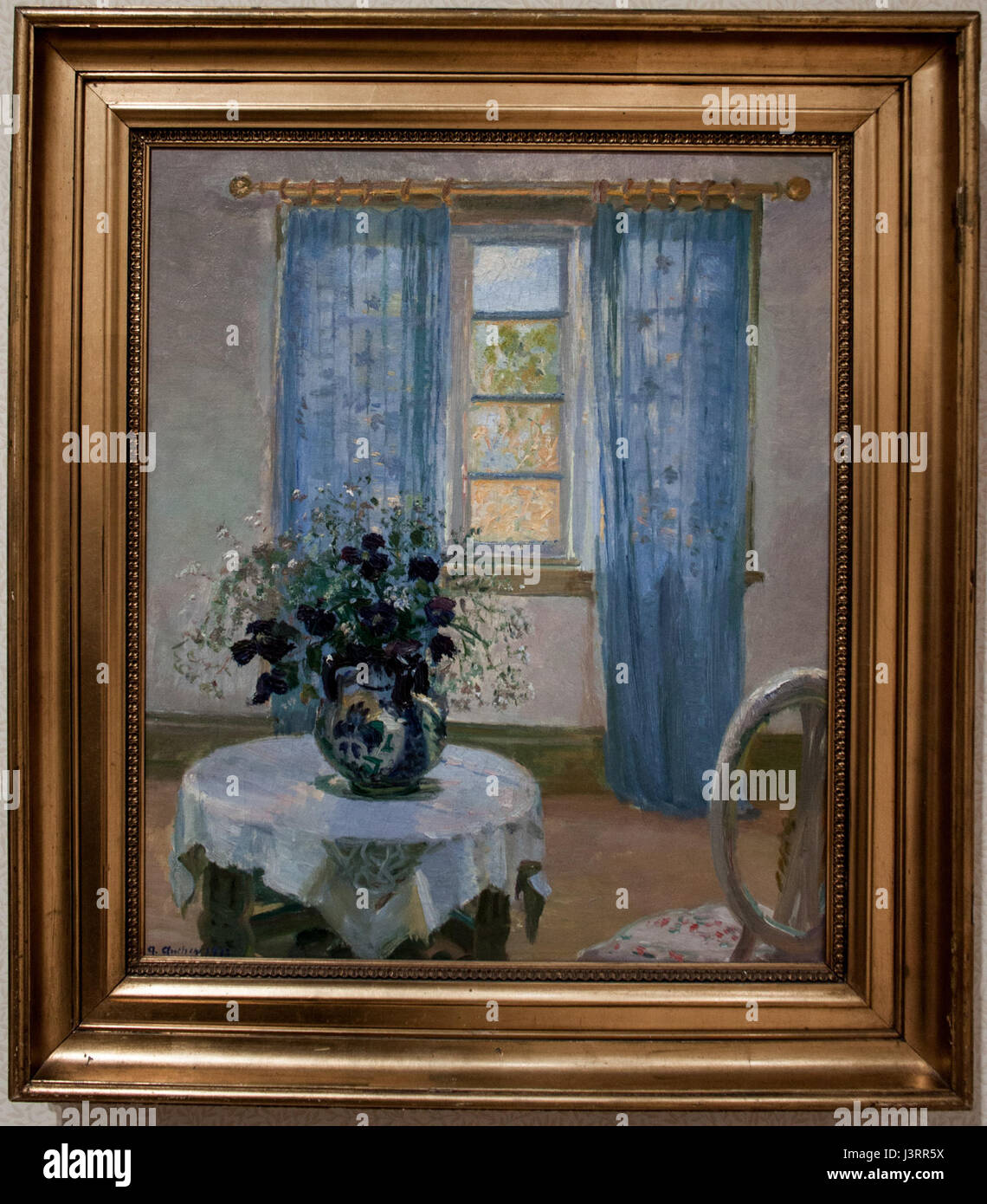 Interno con la clematide, da Anna Ancher, con telaio Foto Stock