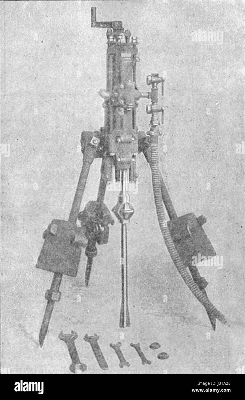 La perforatrice da roccia Ingersoll, discussa nella rivista Rankin Kennedyâ€™S "Modern Engines, Vol vi", è un'importante attrezzatura mineraria progettata per la perforazione di rocce. Fu ampiamente utilizzato nell'industria mineraria tra la fine del XIX secolo e l'inizio del XX secolo. Foto Stock