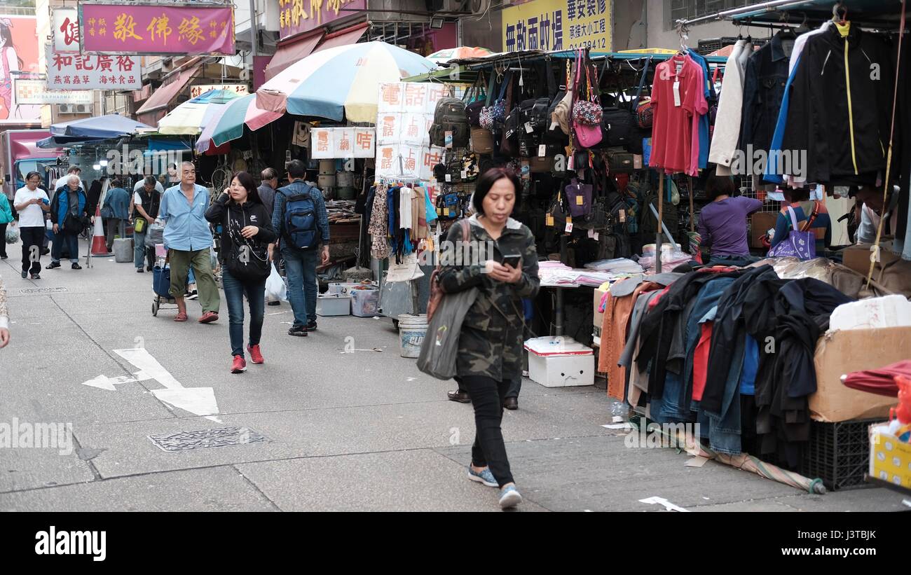 Mercato delle Pulci Sham Shui Po il più grande in Hong Kong aperto ogni giorno tutto l'anno Foto Stock