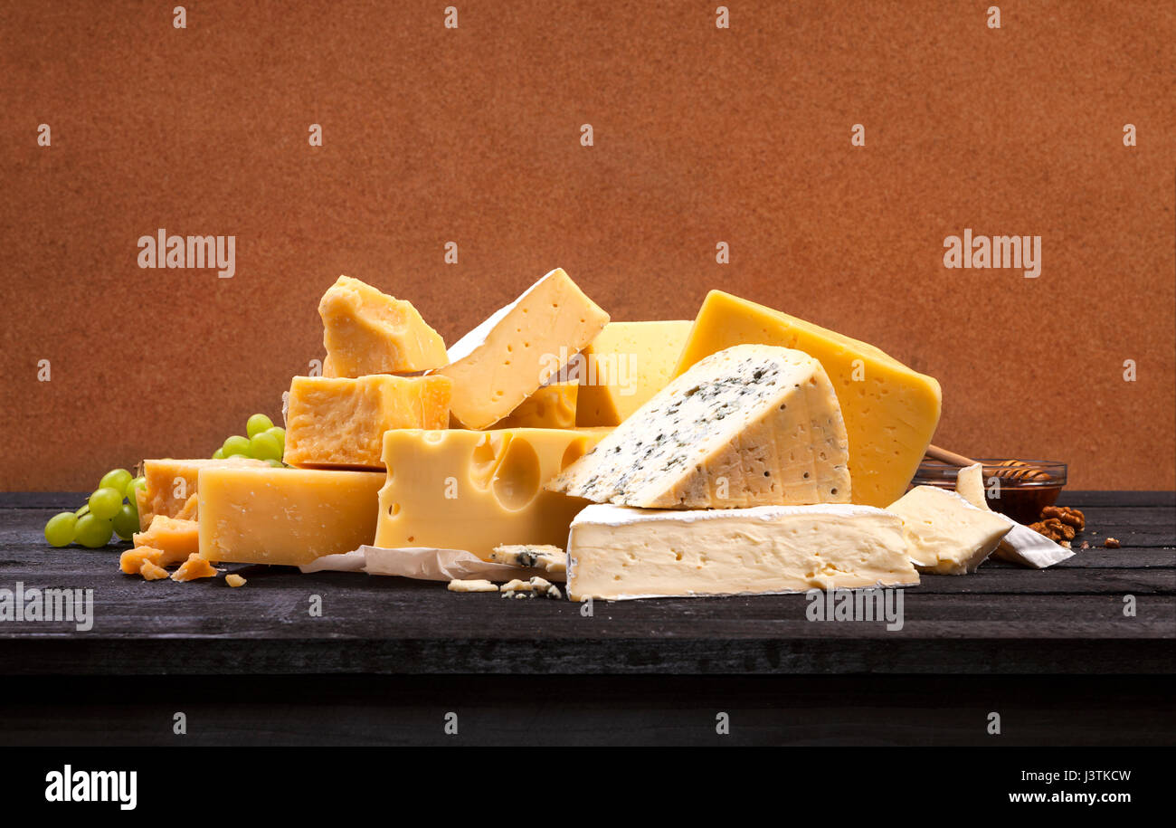 Vari tipi di formaggio Foto Stock