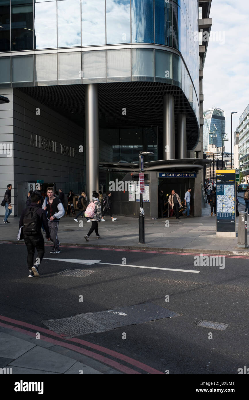 Stazione di Aldgate East Foto Stock