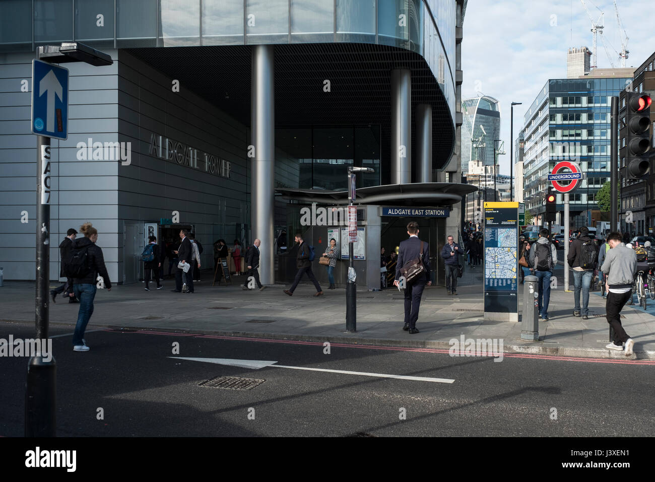 Stazione di Aldgate East Foto Stock