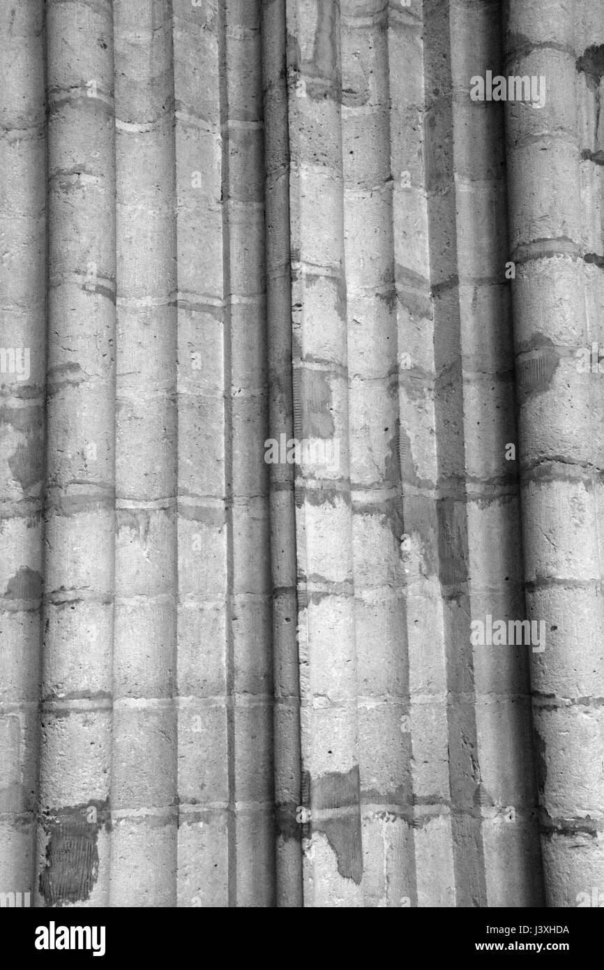 Colonne di pietra del San Michele e Santa Gudula cathedral, Bruxelles, Belgio Foto Stock