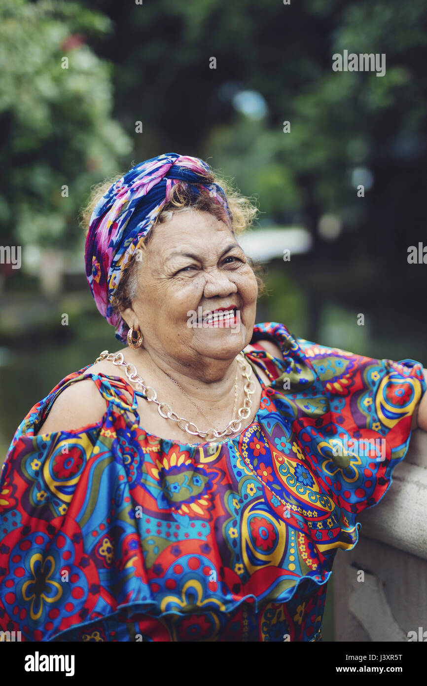 Brasiliano cantante Carimbo Dona Onete, da Belem, Para in Amazzonia Foto Stock
