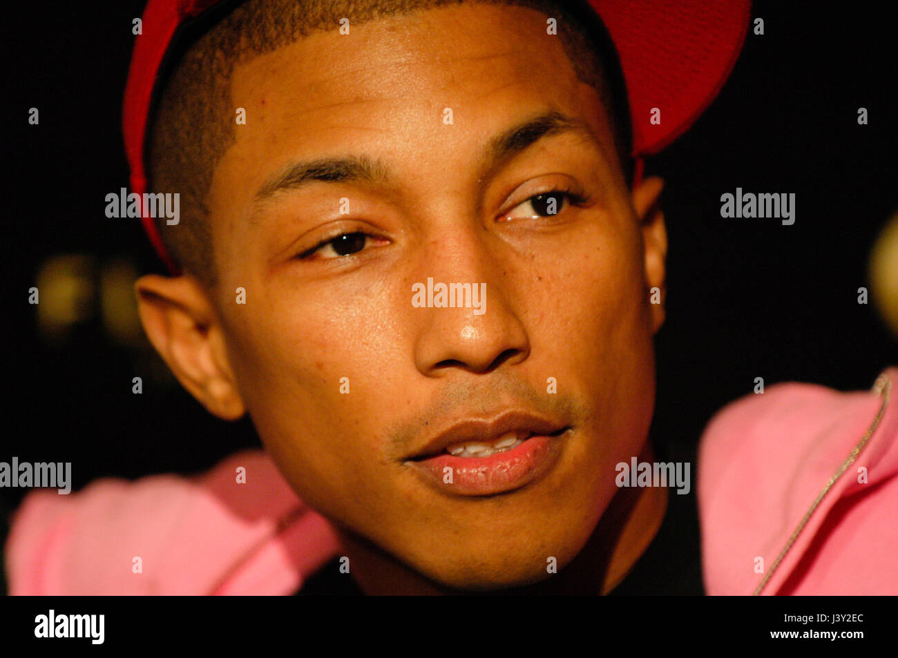 Pharrell Williams arriva a Hennessy artistica Evento Finale al Paramount Studios di Los Angeles, CA Foto Stock