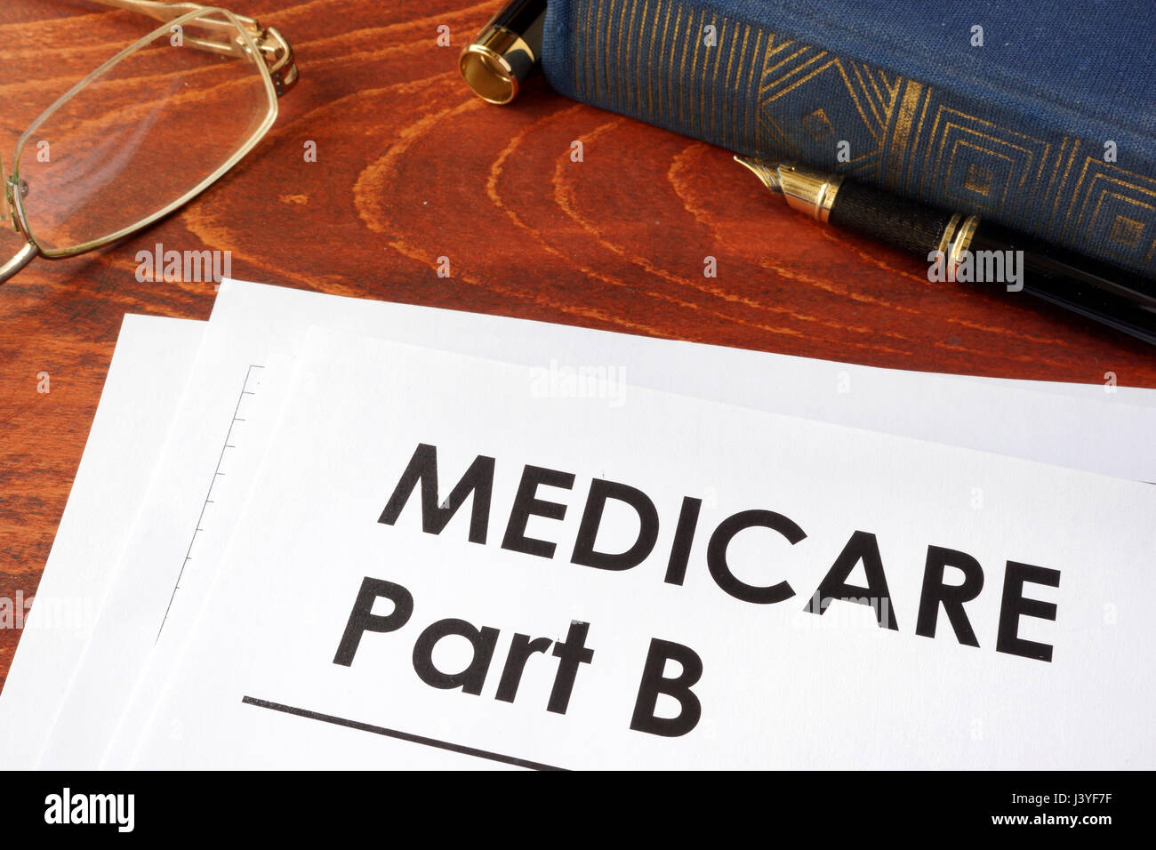 Documento con titolo medicare parte b. Foto Stock
