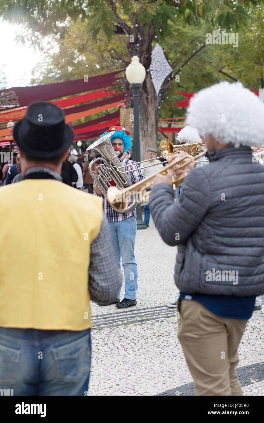I musicisti in una street band, Funchal, Madeira Foto Stock