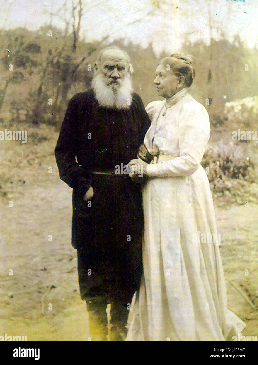 Questo si riferisce allo scrittore russo Leo Tolstoj e a sua moglie, Sophia Tolstaya, le cui relazioni e vite personali furono influenti nella storia letteraria e sociale russa. Foto Stock