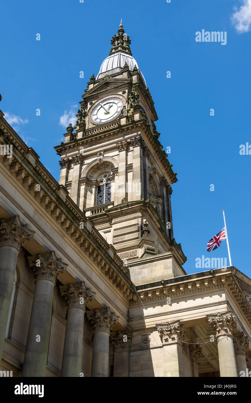 Il Municipio e la torre dell orologio, Bolton, Greater Manchester, Inghilterra, Regno Unito Foto Stock