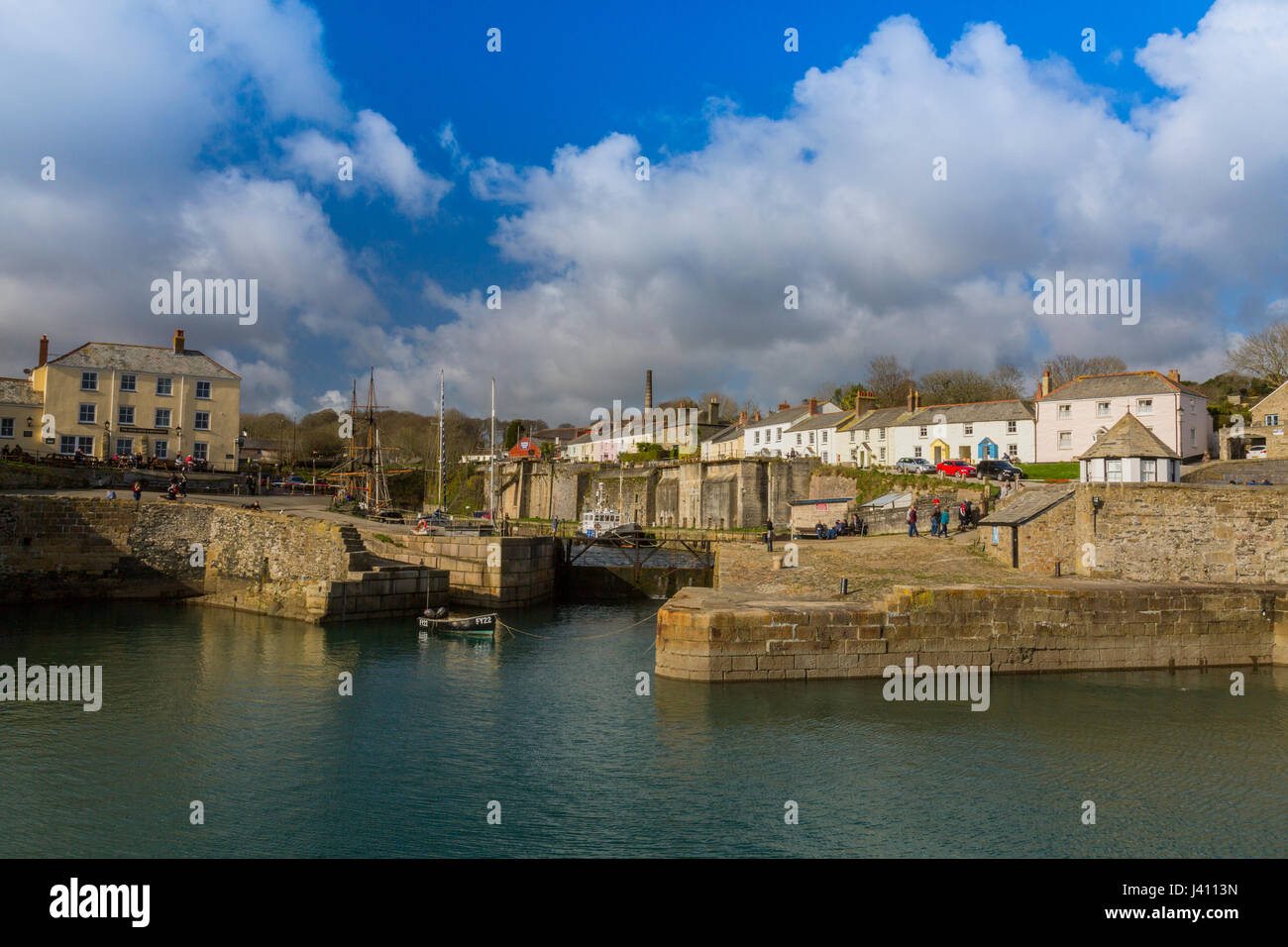 Il porto esterno bocca in primo piano nella BBC 'Poldark' serie a Charlestown, Cornwall, Regno Unito Foto Stock