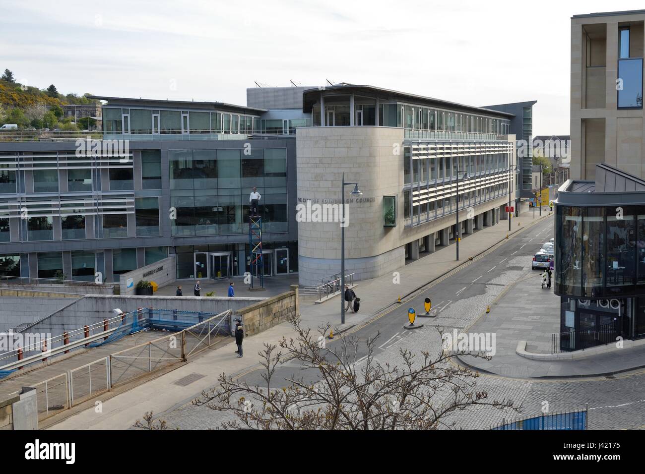 Ingresso alla città di Edimburgo, al governo locale, all'edificio del quartier generale del Consiglio nella capitale della Scozia. Foto Stock
