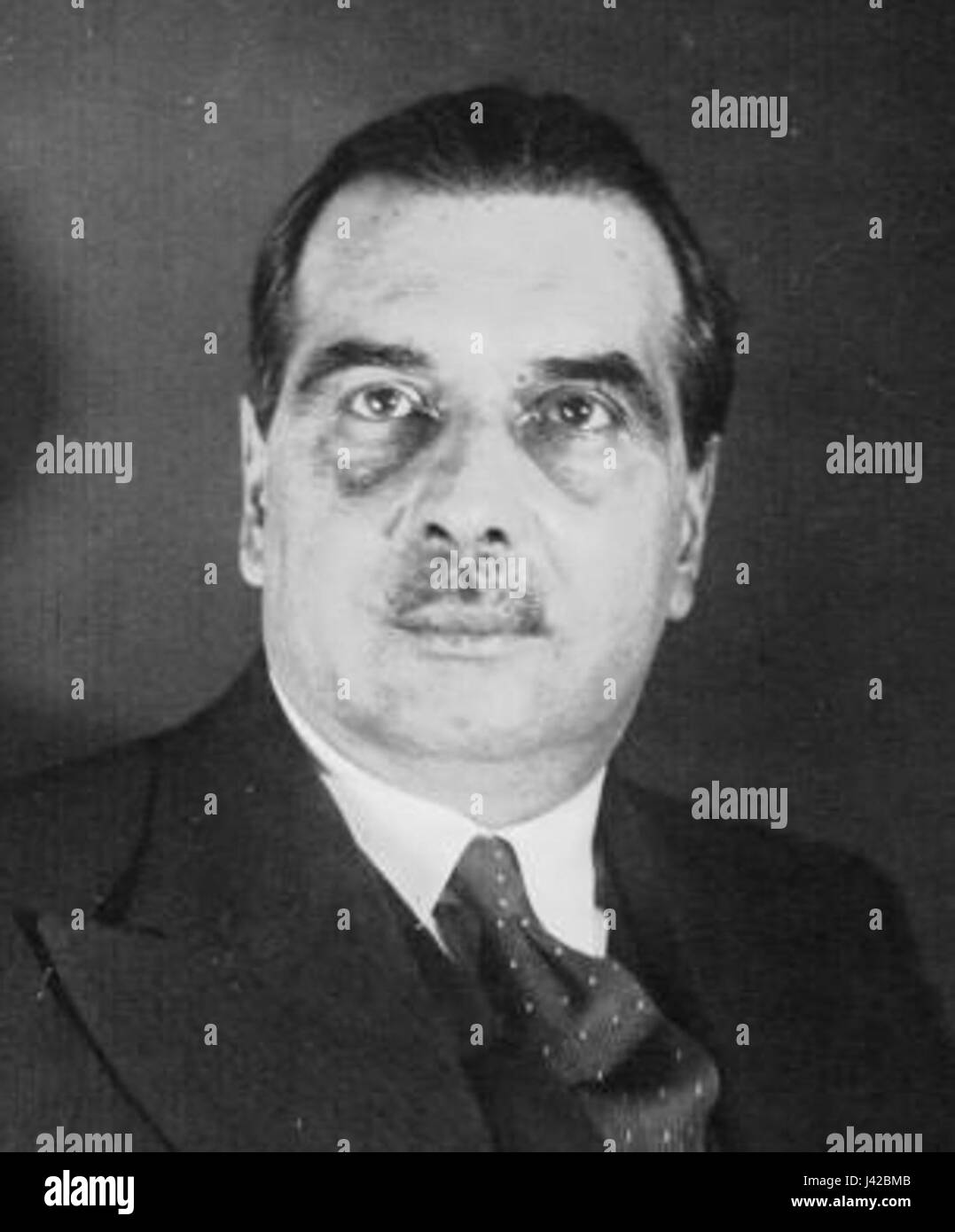 Questo riferimento si riferisce probabilmente a un individuo chiamato Lionel de Tastes, potenzialmente da un contesto storico o da un evento che si è verificato nel 1933, anche se è necessario un contesto più ampio per descrivere pienamente il suo significato nella storia. Foto Stock