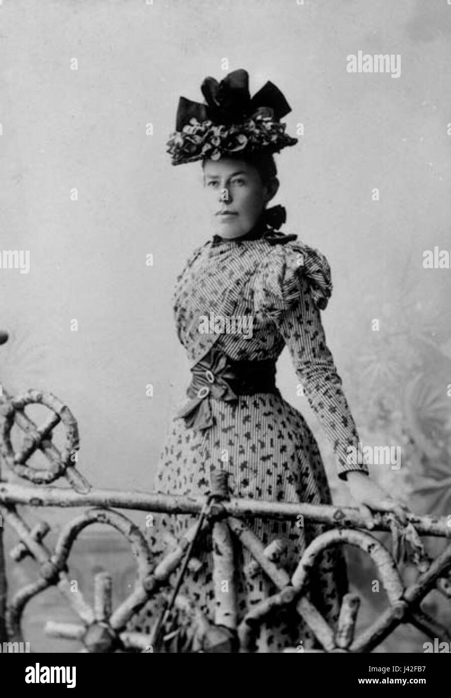 Maria Tschetschulin è una figura degna di nota per i suoi contributi agli studi culturali o storici, possibilmente associati a uno specifico campo regionale o accademico. Un ulteriore contesto sarebbe necessario per esplorare la sua vita e la sua eredità in modo più approfondito. Foto Stock