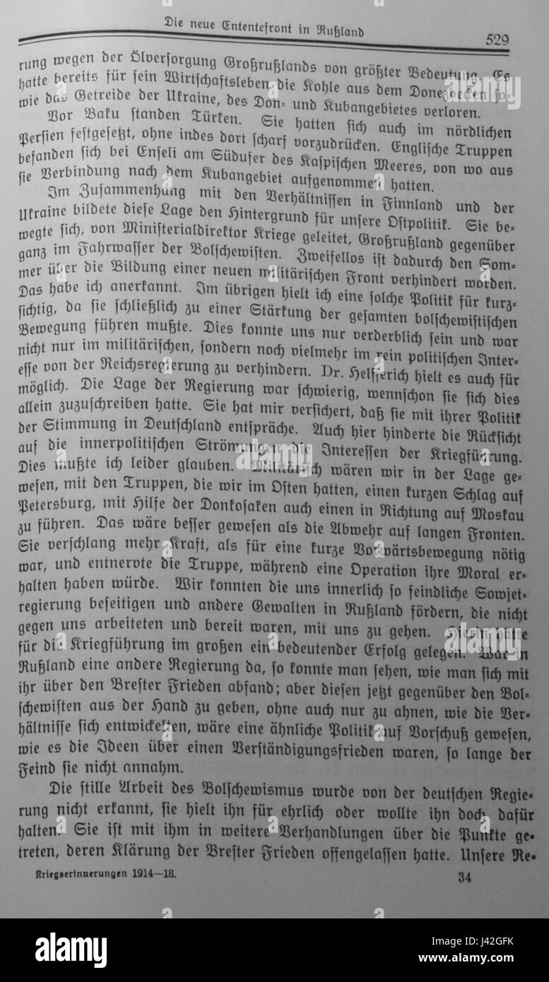 Erich Ludendorff era un generale tedesco durante la prima guerra mondiale, noto per il suo ruolo nell'esercito tedesco durante il conflitto, in particolare per il suo coinvolgimento nella strategia militare e nel fronte orientale. Divenne una figura politica di spicco dopo la guerra, sostenendo ideologie di destra. Foto Stock