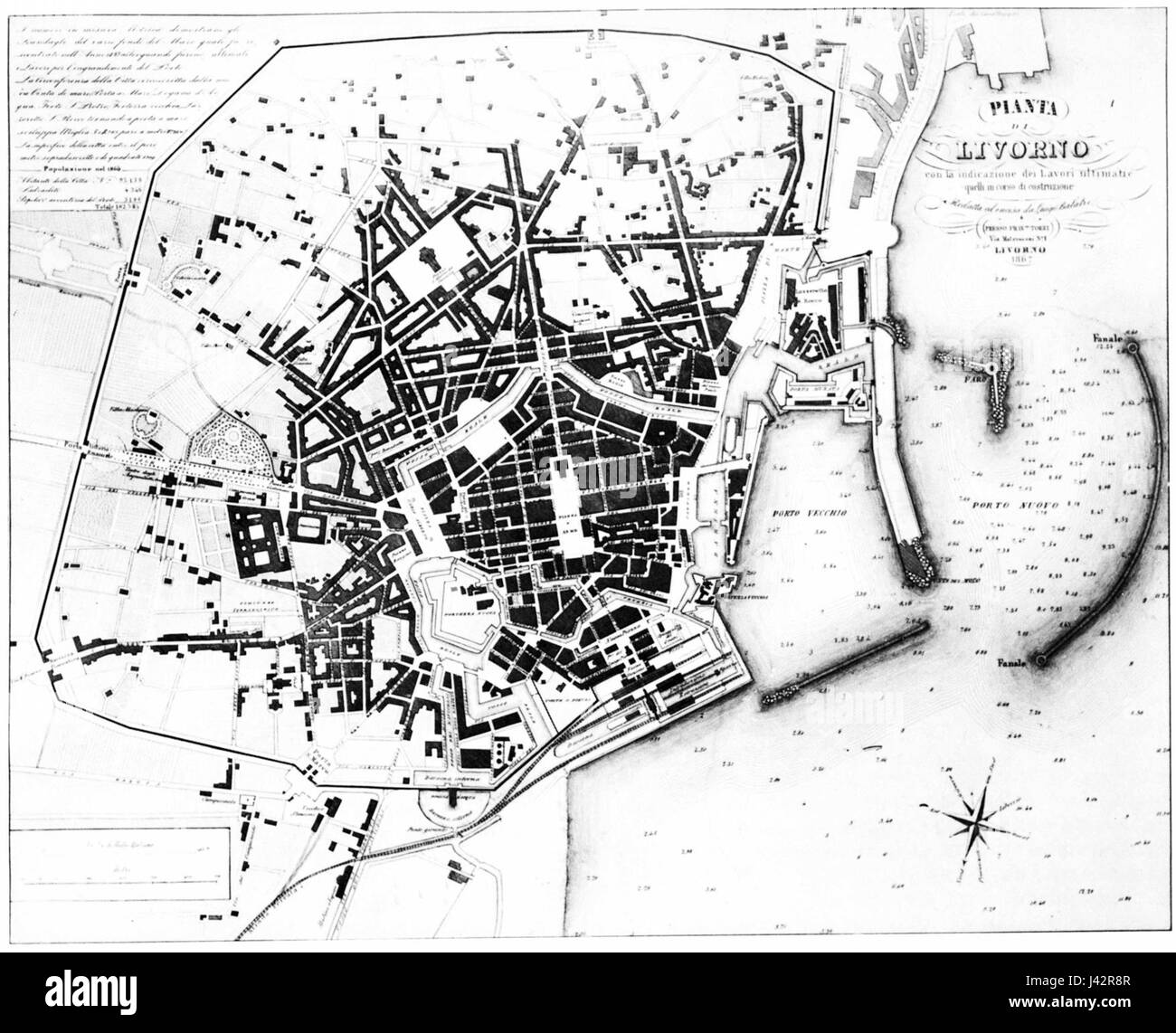 Questa mappa del 1867 di Livorno di Luigi Balatri offre una panoramica dettagliata della geografia della città italiana, comprese le sue strade, i corsi d'acqua e le aree urbane. Riflette lo sviluppo di Livorno nel XIX secolo. Foto Stock