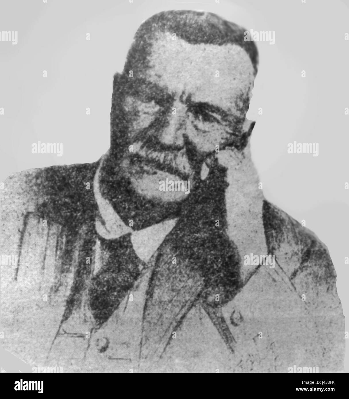 Vladimir Kovalevskij (1910) fu probabilmente una figura notevole nella storia o nella scienza russa, contribuendo al campo attraverso la sua esperienza o ruolo nel panorama socio-politico durante il suo tempo. Foto Stock