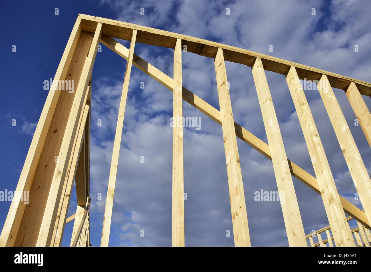 Nuovo telaio in legno home in costruzione. Foto Stock