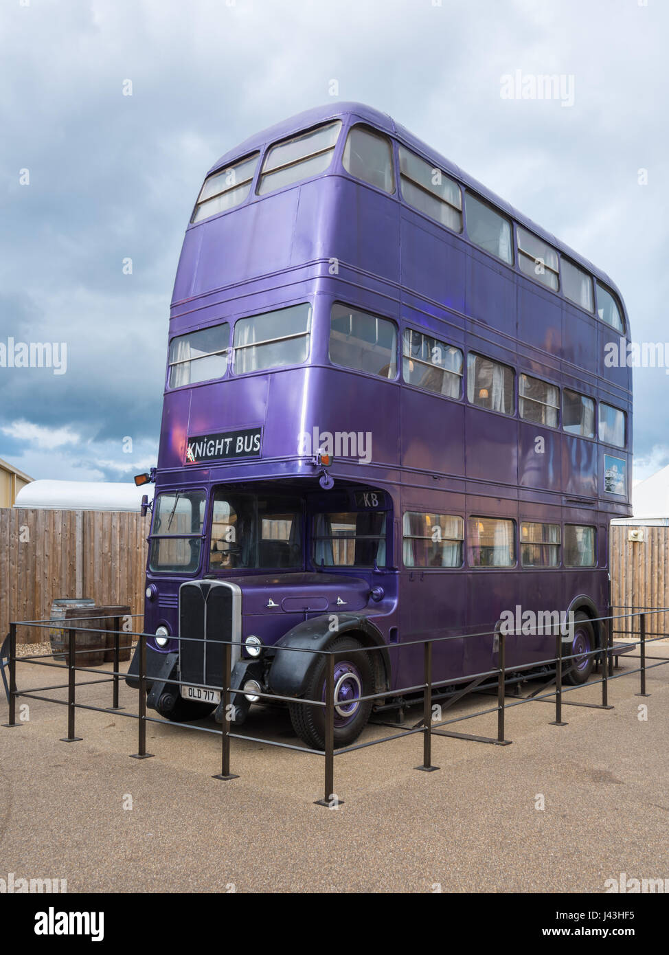 Knight Bus, facendo di Harry Potter, Warner Bros Tour dello studio, Leavesden, Londra Foto Stock