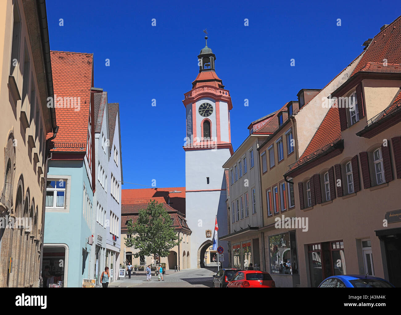 Spitaltor Gate, il campanile della chiesa Spitalkirche, Weissenburg in Bayern, una città in Media Franconia, Baviera, Germania Foto Stock