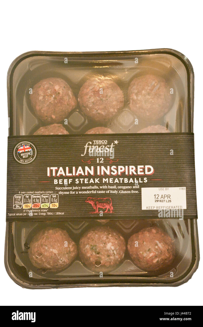 Pack di Tesco Finest 100% British Bistecca polpette Tesco stessi prodotti di marca Foto Stock
