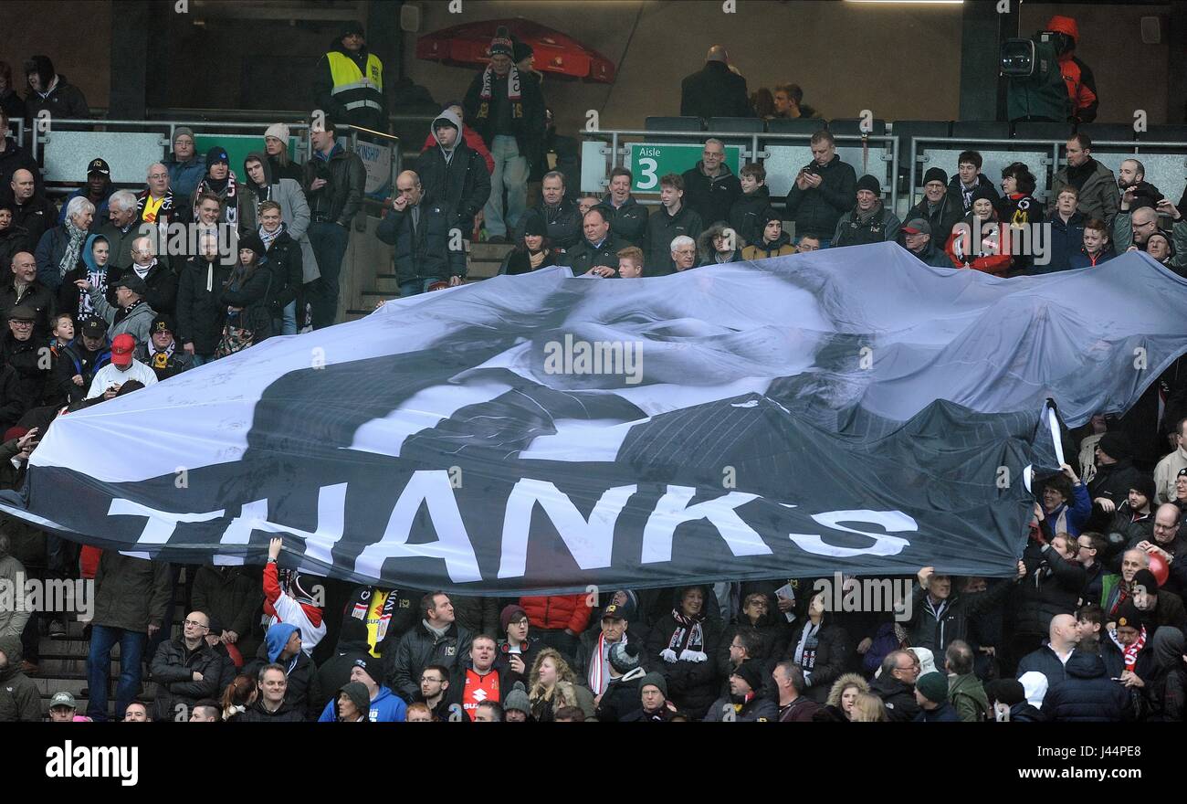 MILTON KEYNES DONS VENTOLE DISPLA MILTON KEYNES DONS V CHELSEA STADIUM:MK MILTON KEYNES BUCKINGHAMSHIRE INGHILTERRA 31 Gennaio 2016 Foto Stock
