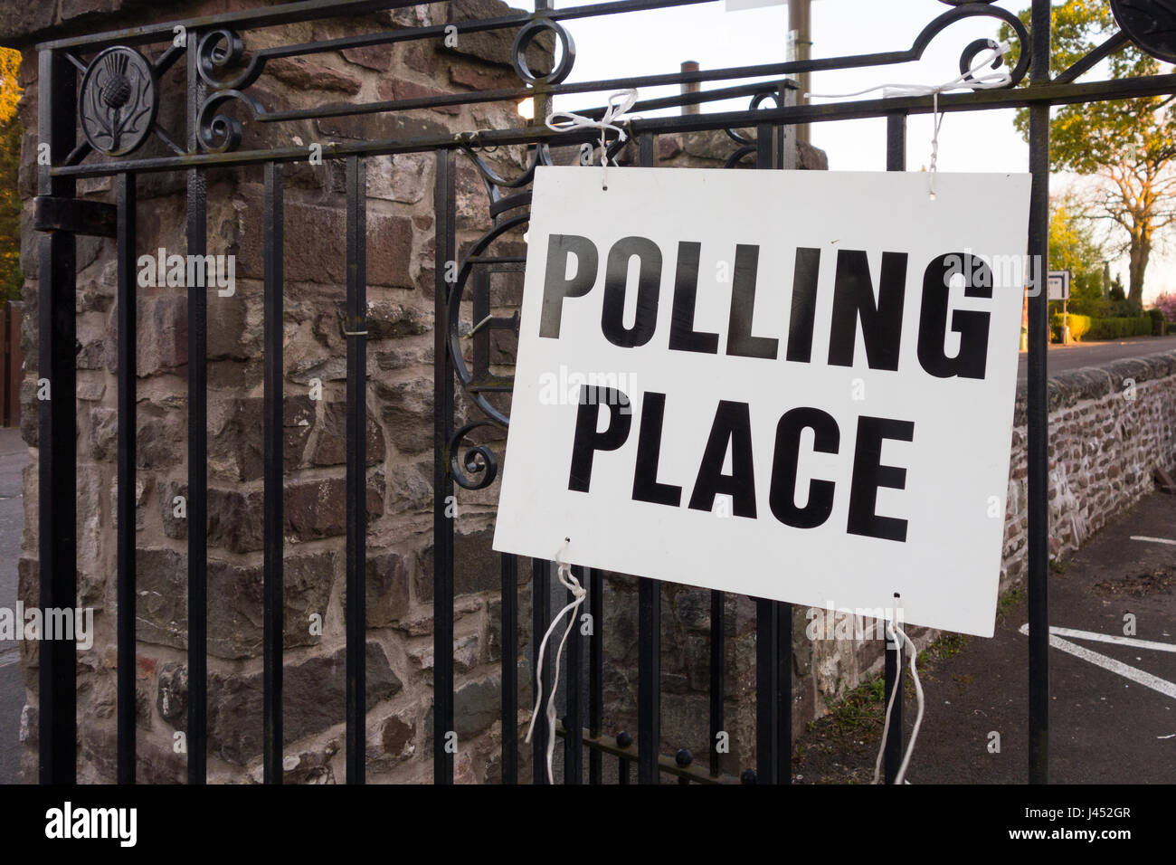 Luogo di polling sign in Scozia, Regno Unito Foto Stock