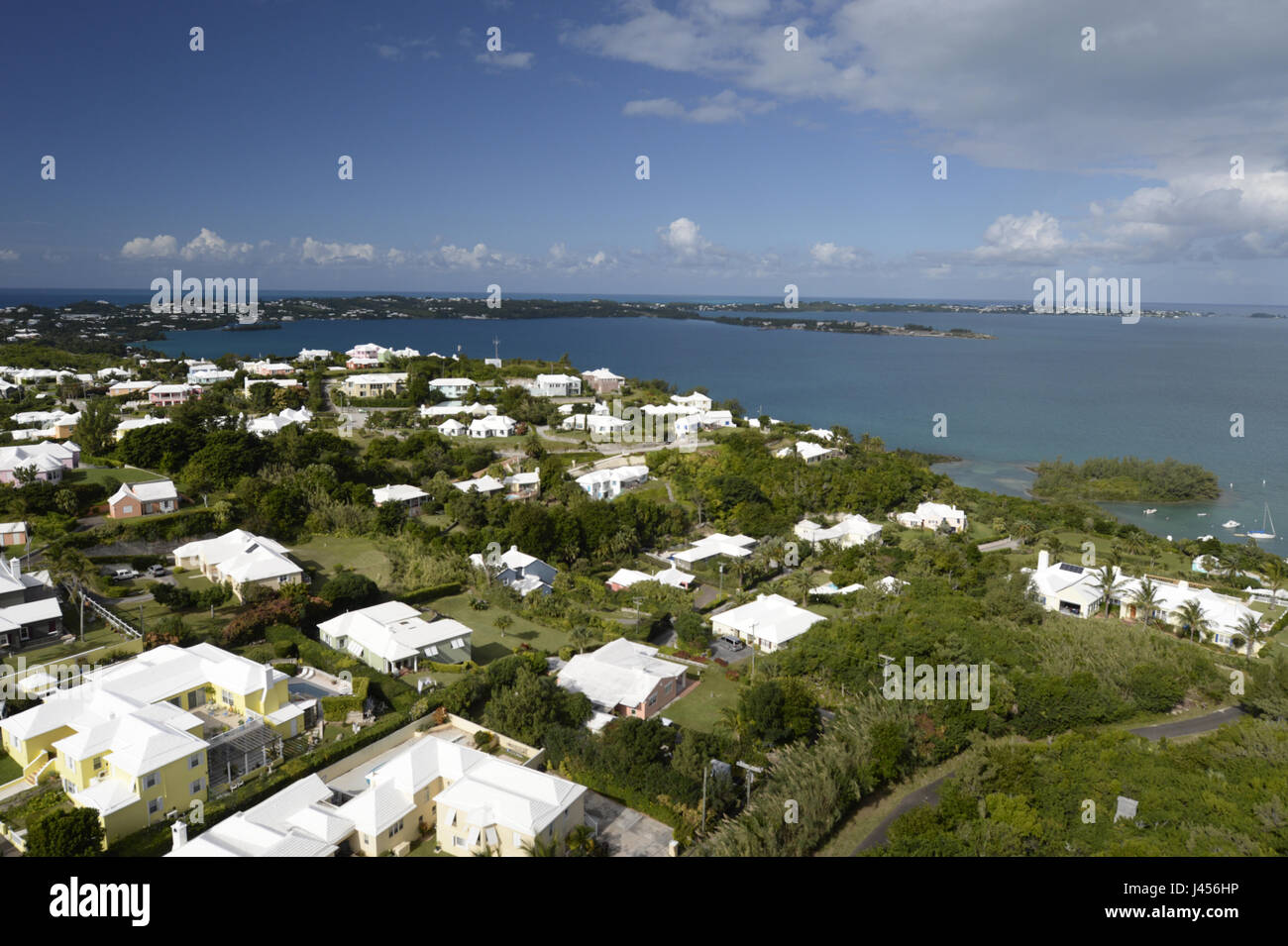 Vista della Baia di porco guardando verso il villaggio di Somerset, Bermuda Island, un'isola britannica nel territorio del Nord Oceano Atlantico. Foto Stock