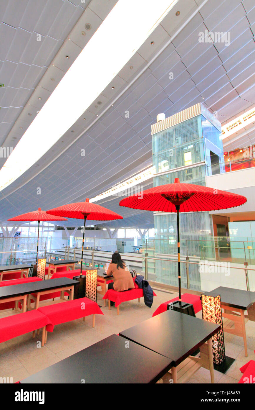 L'aeroporto di Haneda International Terminal Area dello Shopping Tokyo Giappone Foto Stock