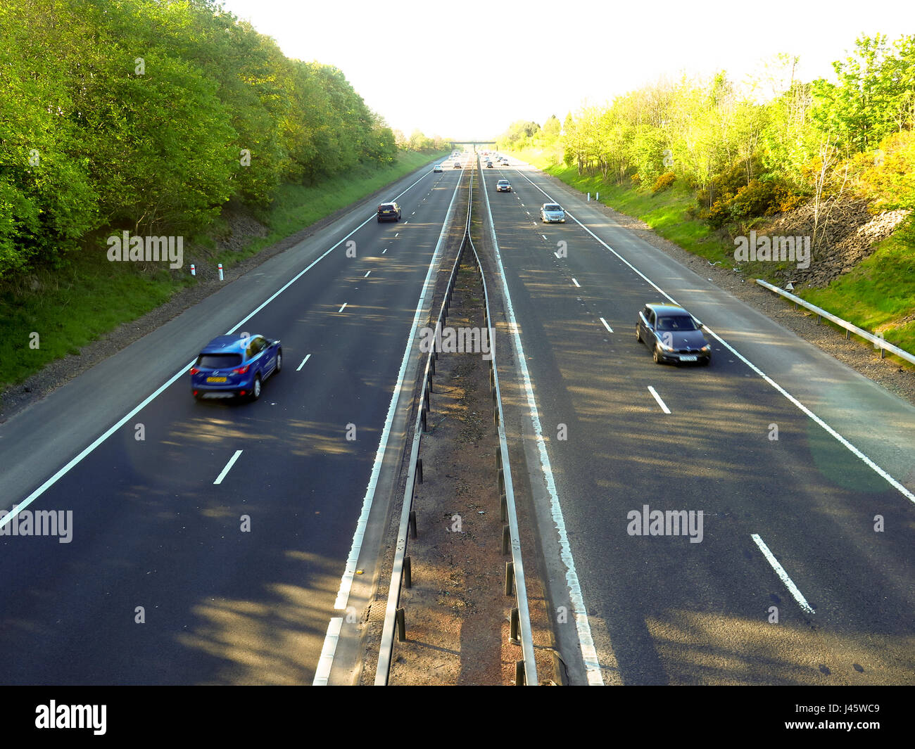 M9 autostrada dal cavalcavia Foto Stock