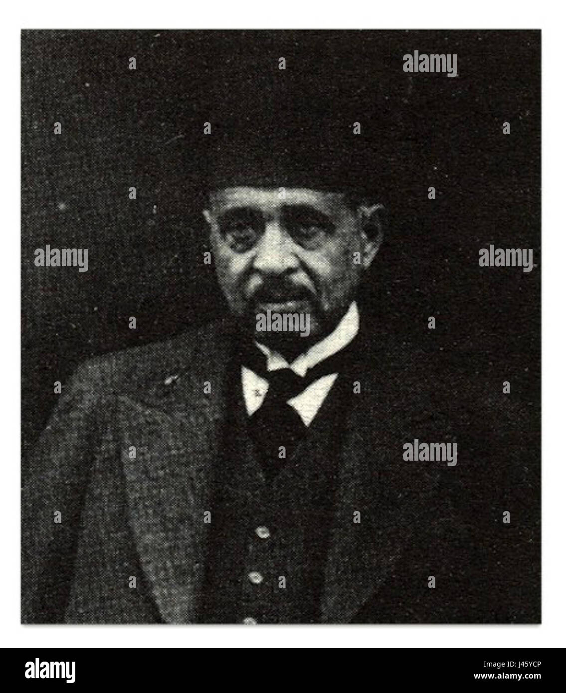 Nasim Pasha fu una figura di spicco, probabilmente nella storia ottomana o turca. Noto per la sua influenza politica o sociale, potrebbe aver avuto un coinvolgimento significativo negli aspetti amministrativi o diplomatici del suo tempo. Foto Stock