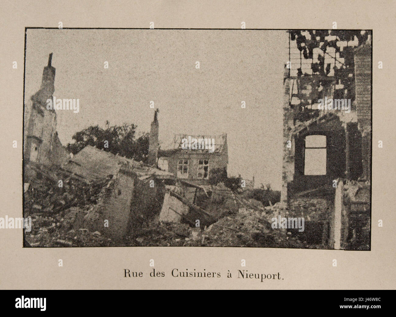 Nieuport 1915 rue des cuisiniers en ruine 02 Foto Stock