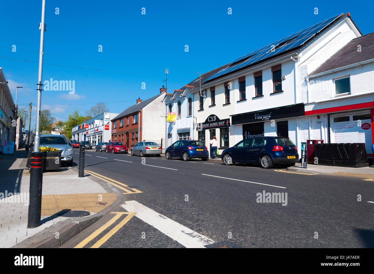 Main Street. Il Claudy suicida si è verificato il 31 luglio 1972, quando tre auto bombe sono esplose a metà mattina sulla strada principale di Claudy nella Contea di Londonderry Foto Stock