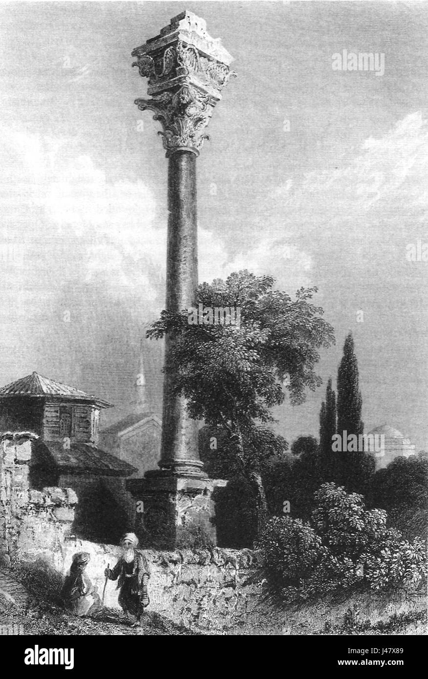 Questa incisione del XIX secolo di W.H. Bartlett presenta la colonna di Marciano, situata a Istanbul, Turchia. Cattura il significato storico e architettonico dell'antico monumento. Foto Stock