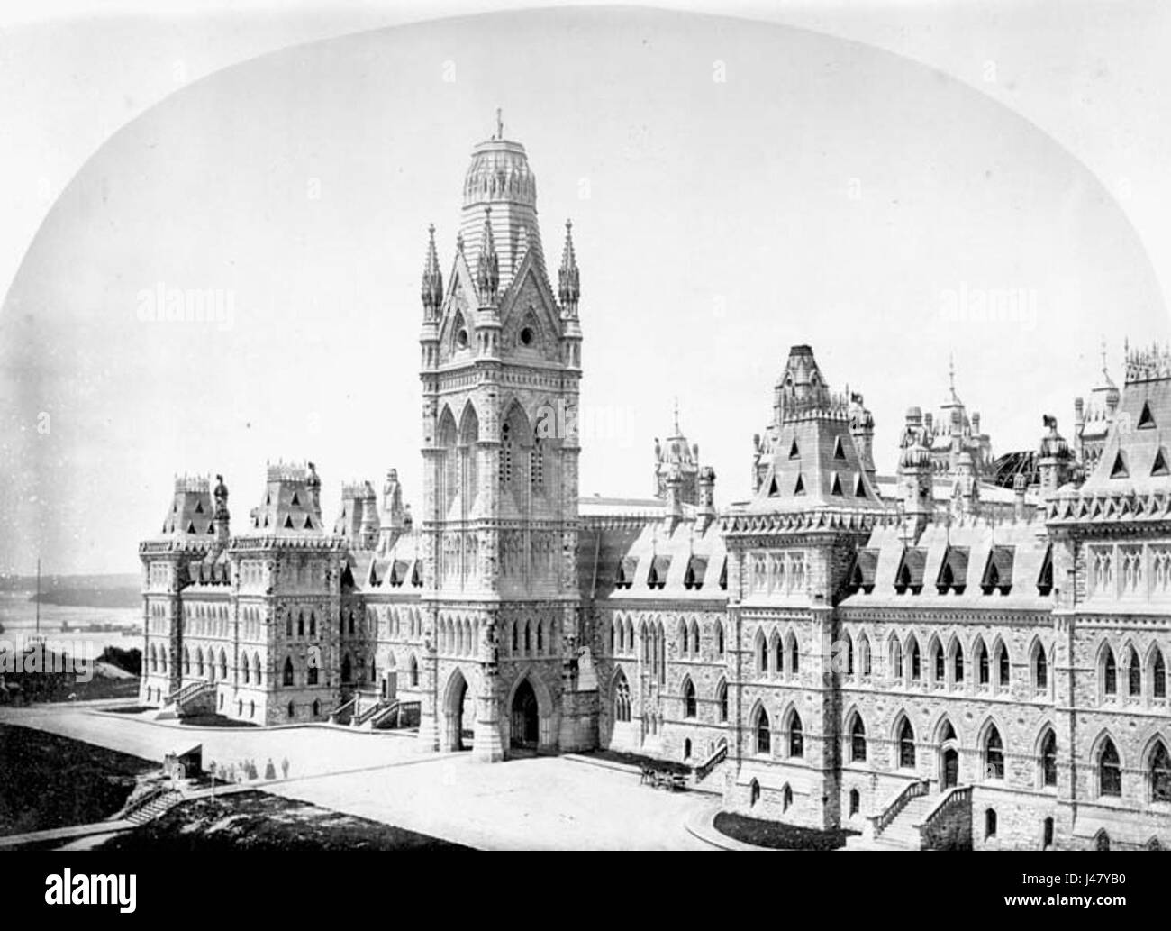 Il Parlamento canadese originale si riferisce all'edificio o all'ambiente storico in cui si svolgevano le prime sessioni del sistema parlamentare canadese. Segna un capitolo importante nella governance e nella storia del paese. Foto Stock