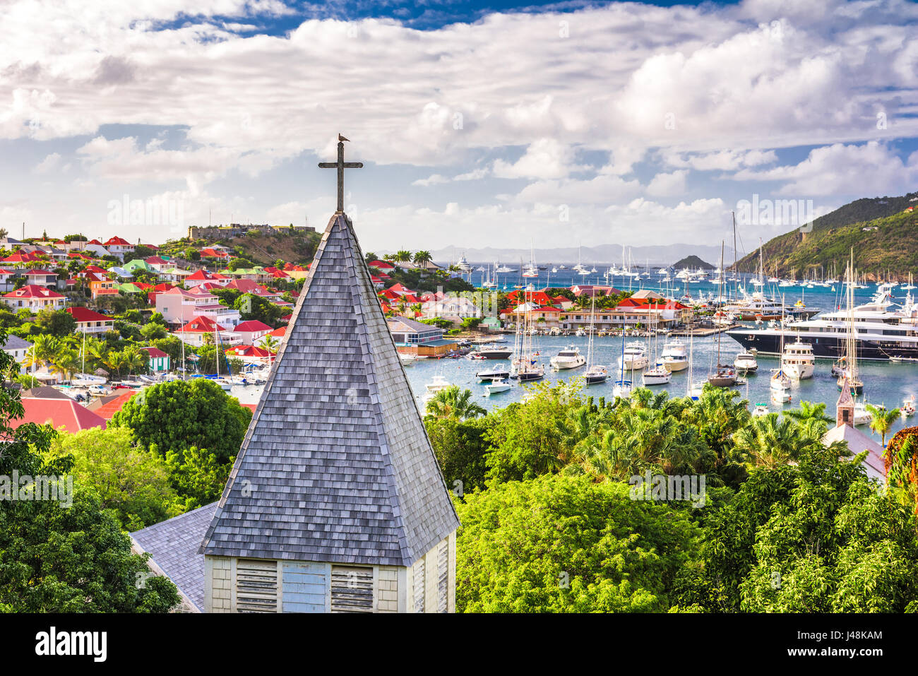 Saint Barthelemy Carribean vista da dietro di Saint Barthelemy Chiesa Anglicana. Foto Stock