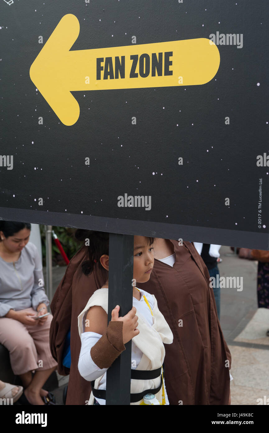 06.05.2017, Singapore, Repubblica di Singapore, in Asia - i fan di Star Wars vestiti con i loro costumi raccogliere durante l'annuale Star Wars evento. Foto Stock