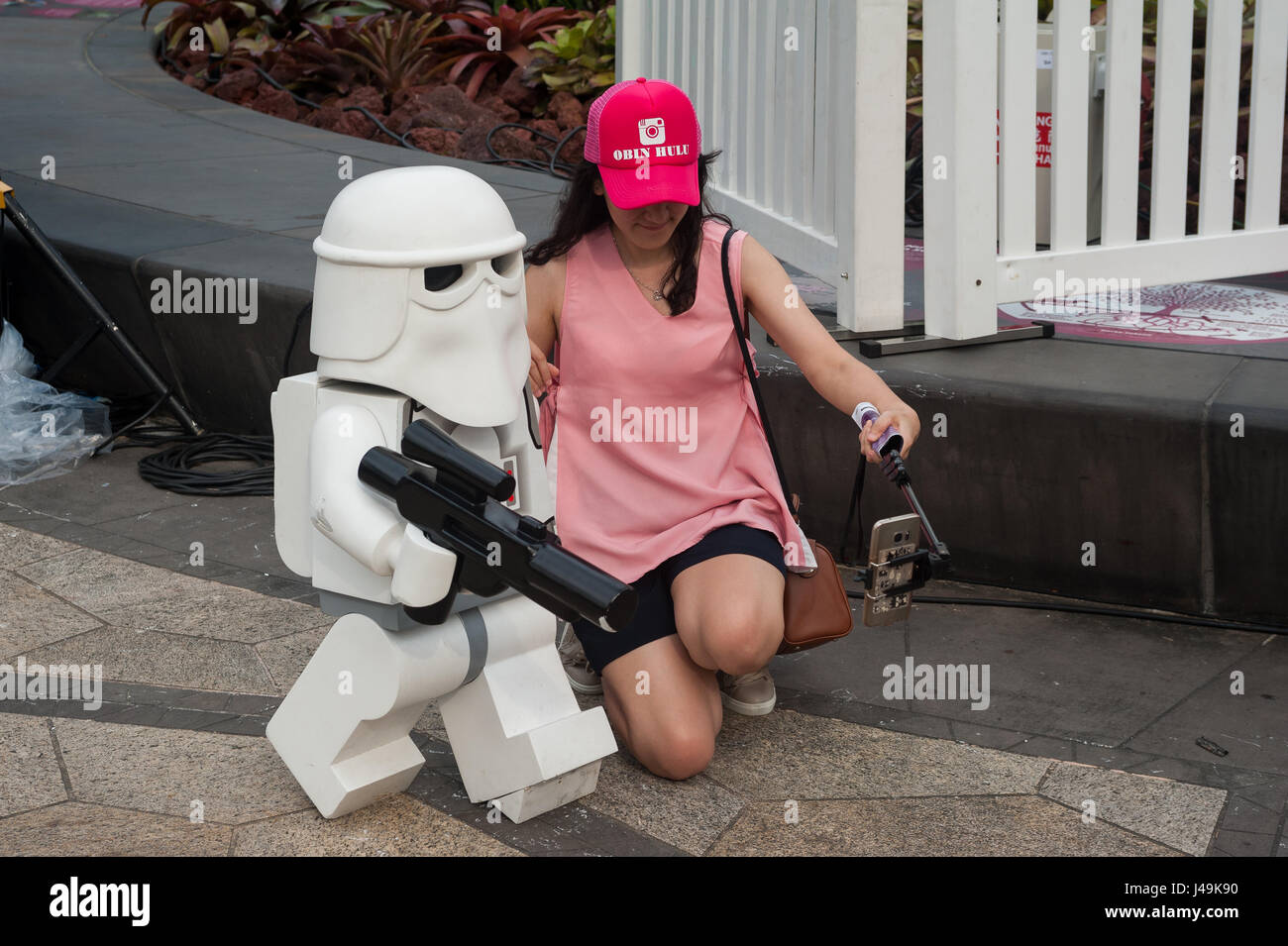 06.05.2017, Singapore, Repubblica di Singapore, in asia - i fan di Star Wars si riuniscono durante l annuale star wars evento nel supertree Grove. Foto Stock