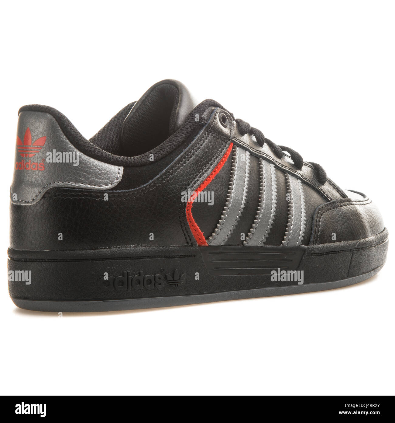 Adidas Immagini senza sfondo e Foto Stock ritagliate - Alamy